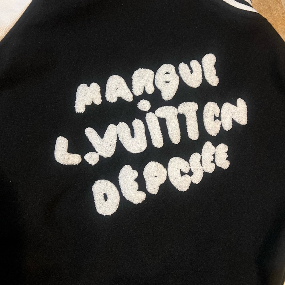 LV JACKET - Picture 6 of 9
